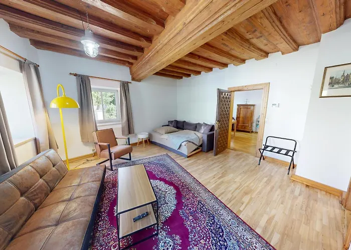 In Historic Town House Apartment